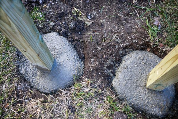 Cost of Post Hole Excavation in Seattle