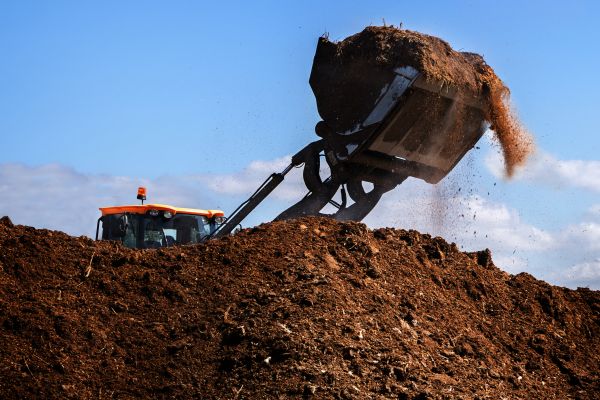 Cost of Dirt Spreading in Seattle